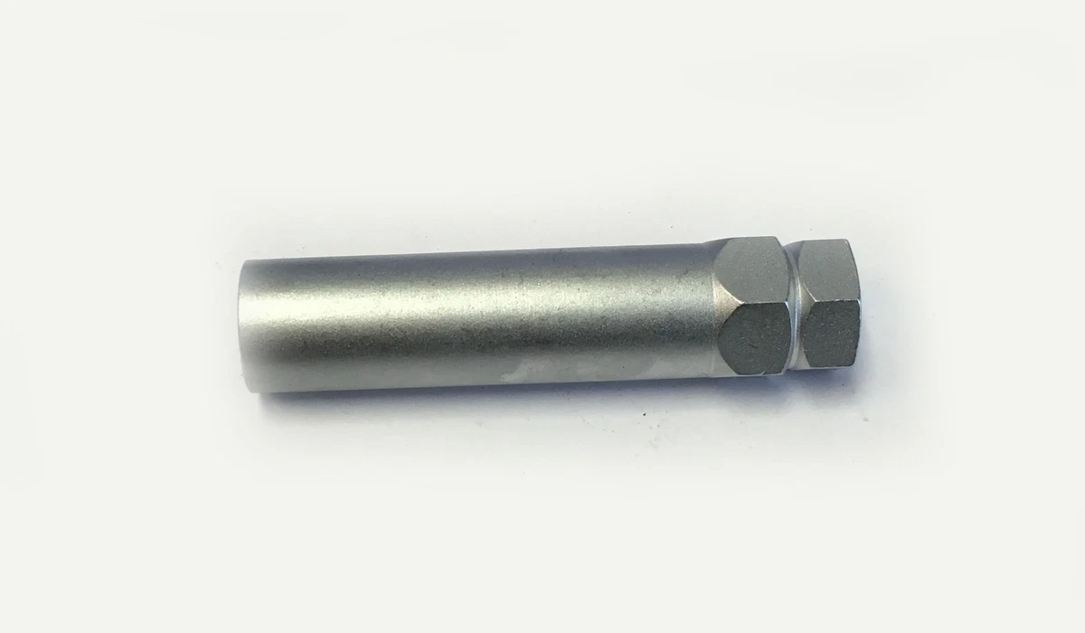 Mr Lug Nuts Key TK640 Spline Drive Lug Nut Key Silver 6 Spline