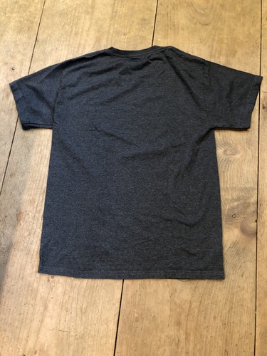 CAMISETA OFICIAL DE LA FEDERACIÓN DE FÚTBOL DE ESTADOS UNIDOS LOGO Hanes Gris Mediana M Usada en Excelente Condición - Imagen 9 de 11