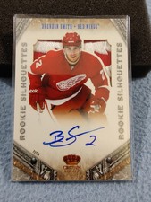 2011-12 CROWN ROYALE ROOKIE SILHOUETTES BRENDAN SMITH PATCH AUTO 21/25 RED WINGS