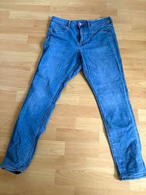 Damenbekleidungs Packet Hosen Gr. 42