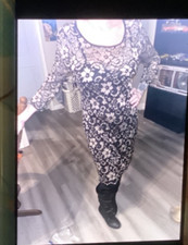 Womens Dress size XL Only worn once briefly