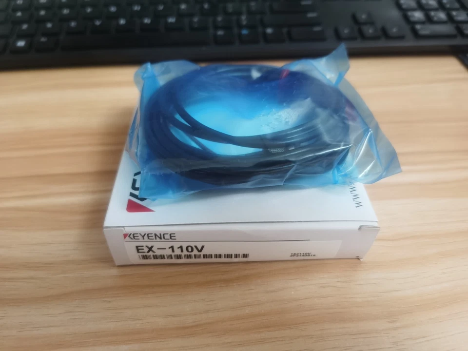 1PC New Keyence EX-110V EX110V Sensor In Box Free Shipping *TT - Image 4 of 4