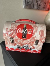 Ancienne boite à lunch Coca Cola métal Y2K étain avec poignée rouge et blanc années 2000 rétro