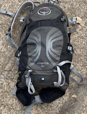 Osprey Stratos 24- Backpack With Water Pouch