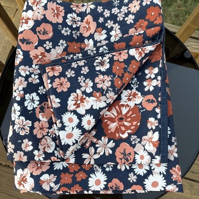Tahari King Pillow Cases Set Of 2 Navy Brown Daisy Floral Cottage core