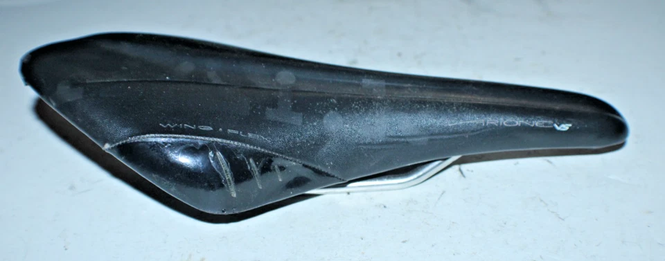 fi'zi:k Arione крыло Flex углерода гонки дорожный велосипед седло черный 300/125 мм доставка США - Изображение 2 из 4