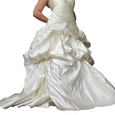 David's Bridal Ivory Satin Strapless Pick-Up Ball Gown Wedding Dress 18W