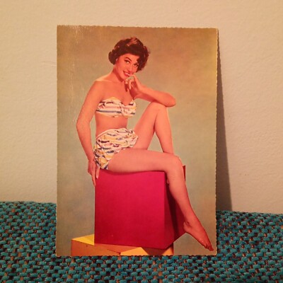 Maggie Pierce Vintage Postkarte