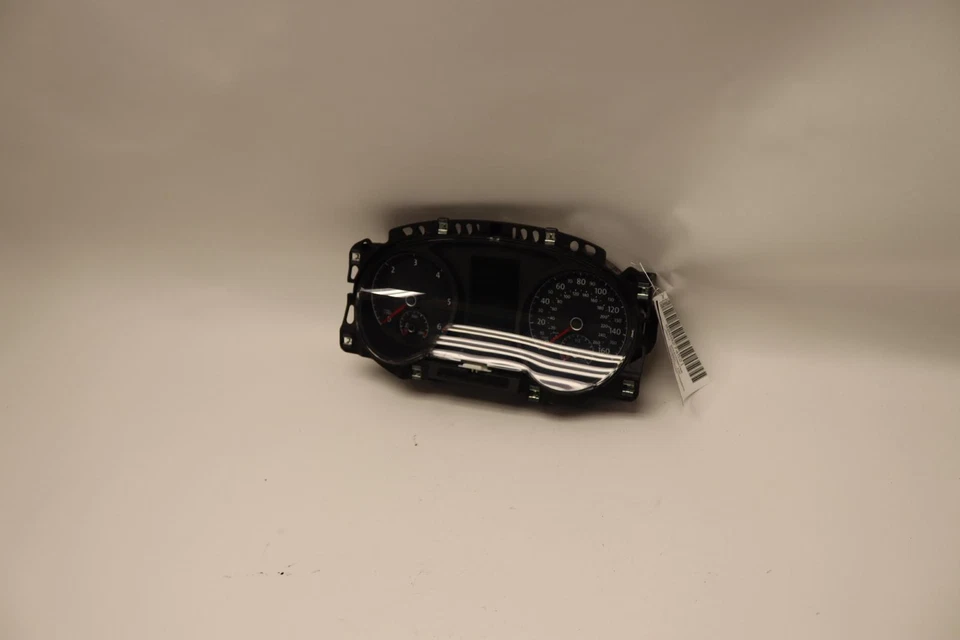2015-2016 VW VOLKSWAGEN GOLF TDI HATCH BASE CLUSTER GAUGE SPEEDOMETER OEM - Image 2 of 4