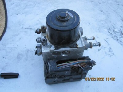 2014-2015 Ford Explorer ABS Anti-Lock Brake Pump Assembly W/o Adaptive Cruise