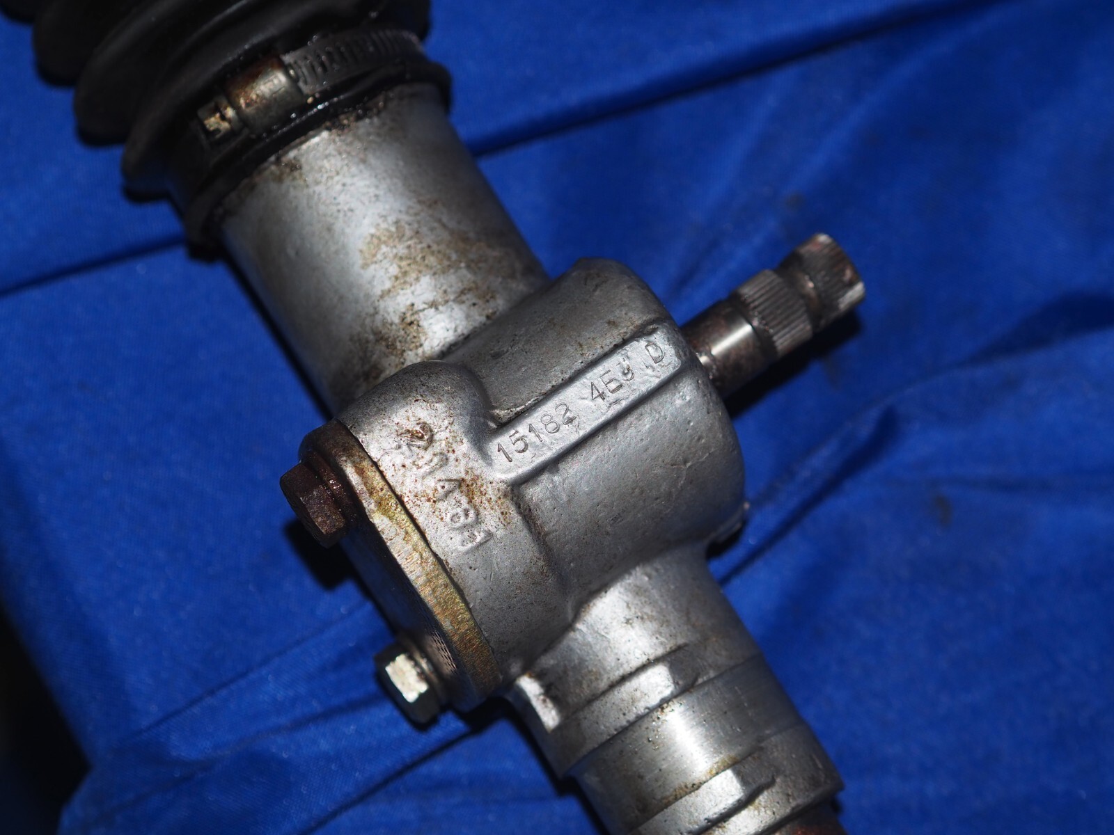 *DEFECTIVE* 1967-1973 Ferrari 246 206 208 Manual Steering Gear Rack & Pinion OEM