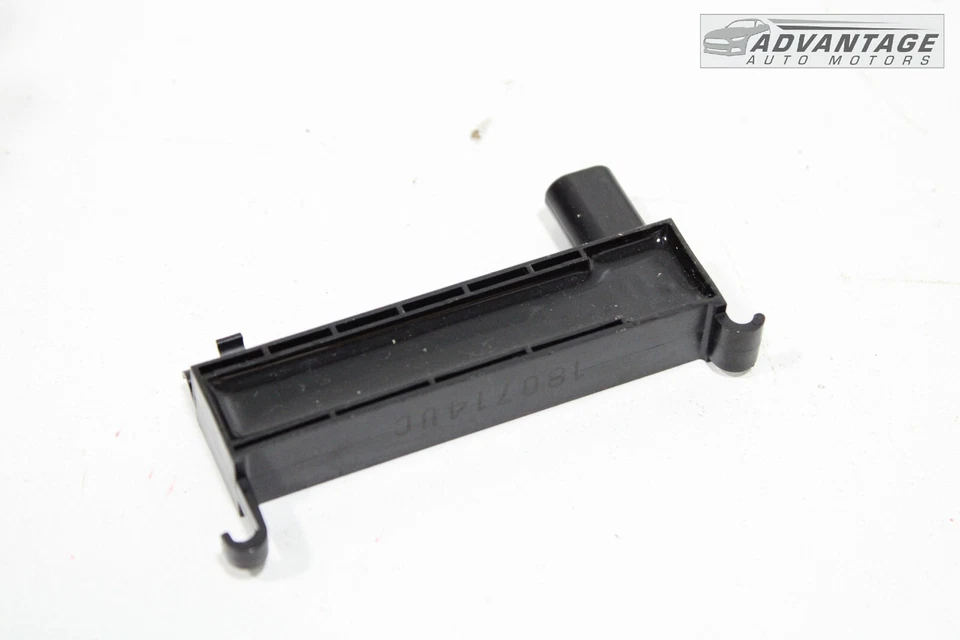 2018-2023 CHEVROLET EQUINOX KEYLESS ENTRY ANTENNA CONTROL MODULE DENSO OEM - Image 3 of 4