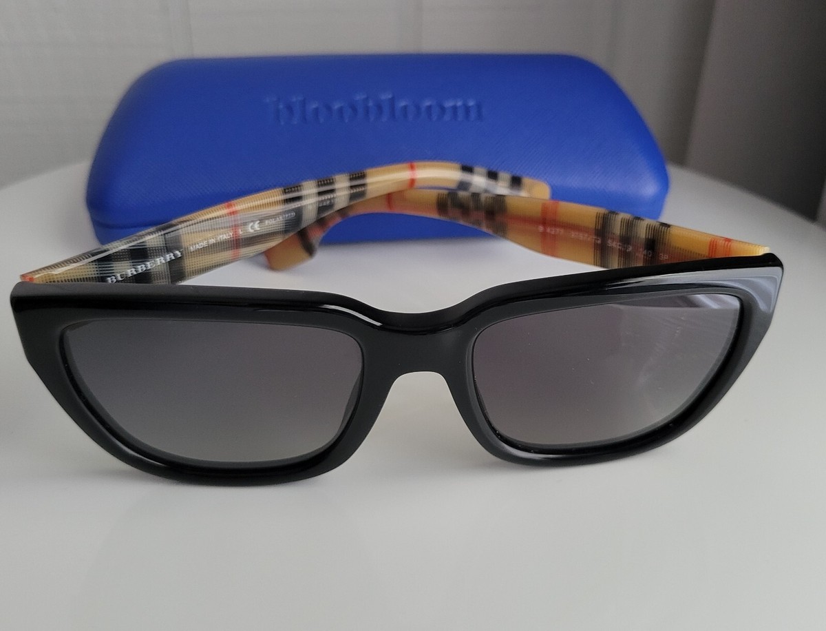 BURBERRY BY14483953 Black Polarized Gradient 54 mm Women display picture 1