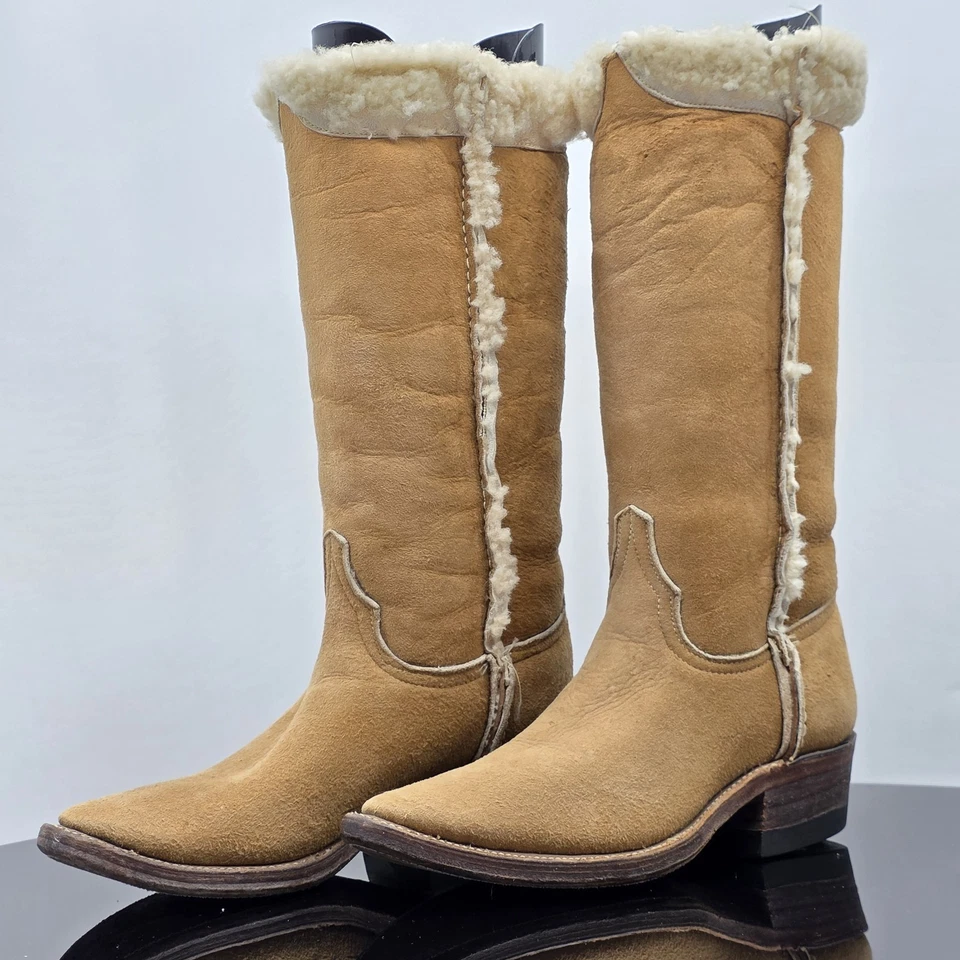 Botas Western Laramie de piel de oveja para mujer 5/5,5 tostadas de gamuza forradas a mano de colección Foto 2 de 4