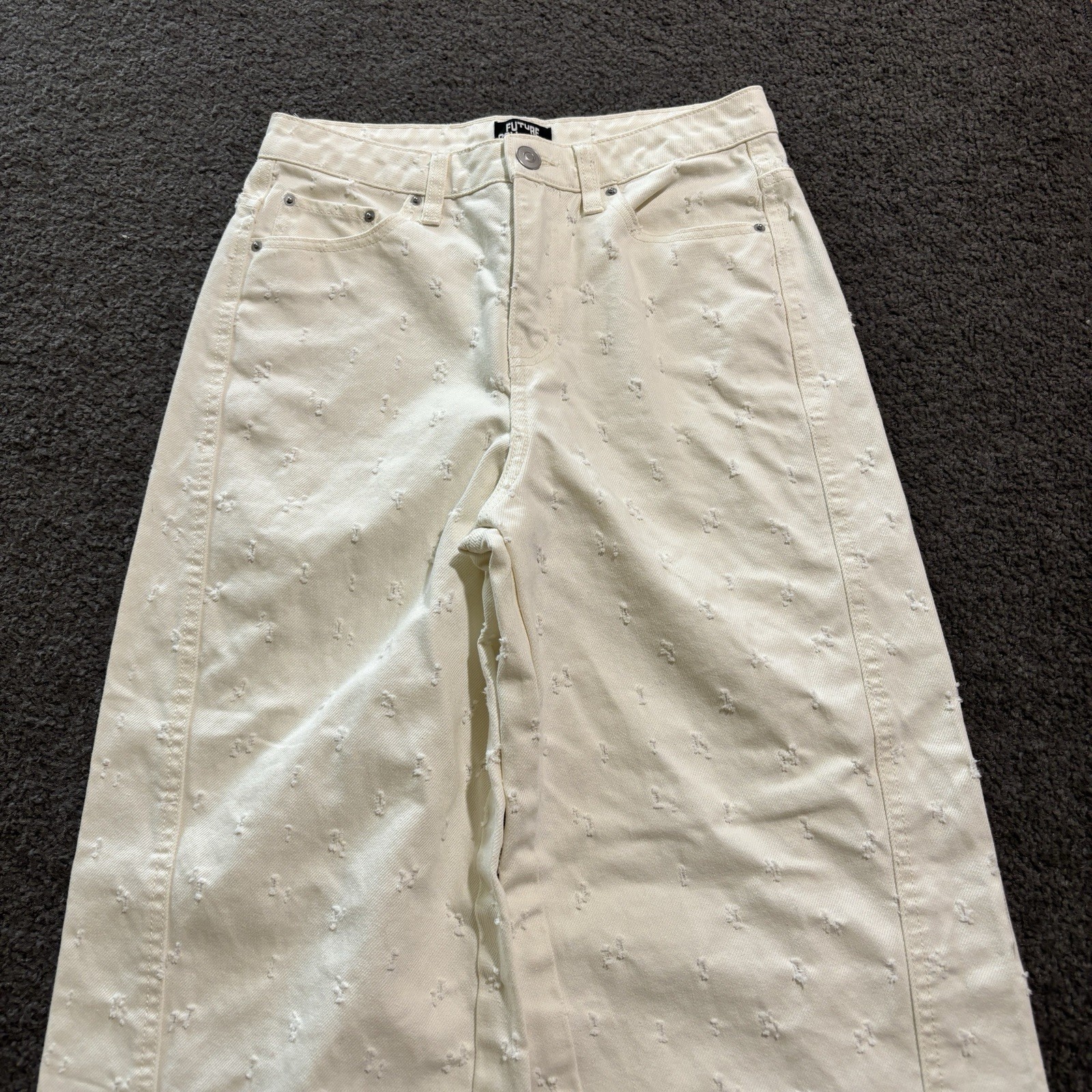 FUTURE COLLECTIVE Jeans Women Sz 4 Ivory Denim Eyelet Distressed Trendy Wide Leg