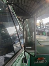 Retroviseur droit (ou coque) Mitsubishi MONTERO