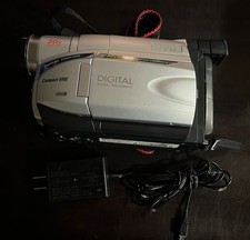 JVC GR-AXM18U Silver VHS Camcorder W/ Carry Bag Selling As Is For Parts/ Repair