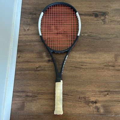 Wilson Pro Staff 97 v12 Tennis Racquet - 4 1/4  Grip - 16x19 Roger Federer