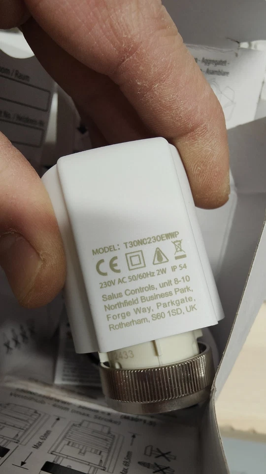 Salus Attuatore Riscaldamento 230v Testina Collettore 7 Pezzi - Immagine 3 di 3