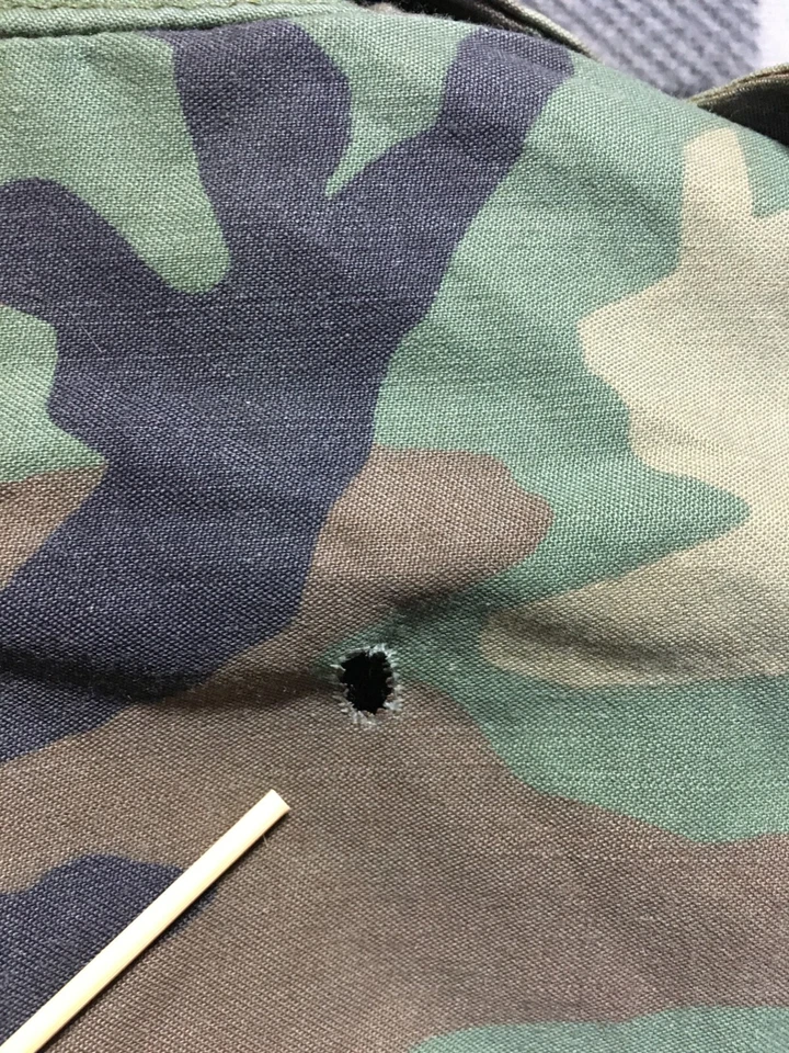 Abrigo de campo M65 clima frío Alpha Industries de colección camuflaje bosque para hombre peso pesado Foto 3 de 4