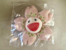 TAKASHI MURAKAMI Cherry Blossom Sakura Plush Mascot Keychain Brooch KYOTO