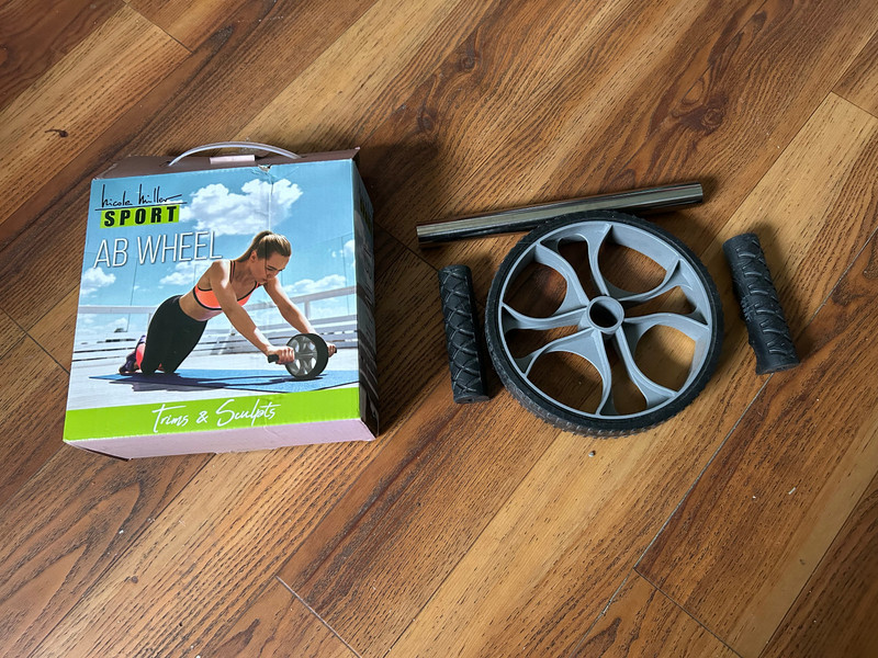 Nicole Miller SPORT AB Wheel Exerciser