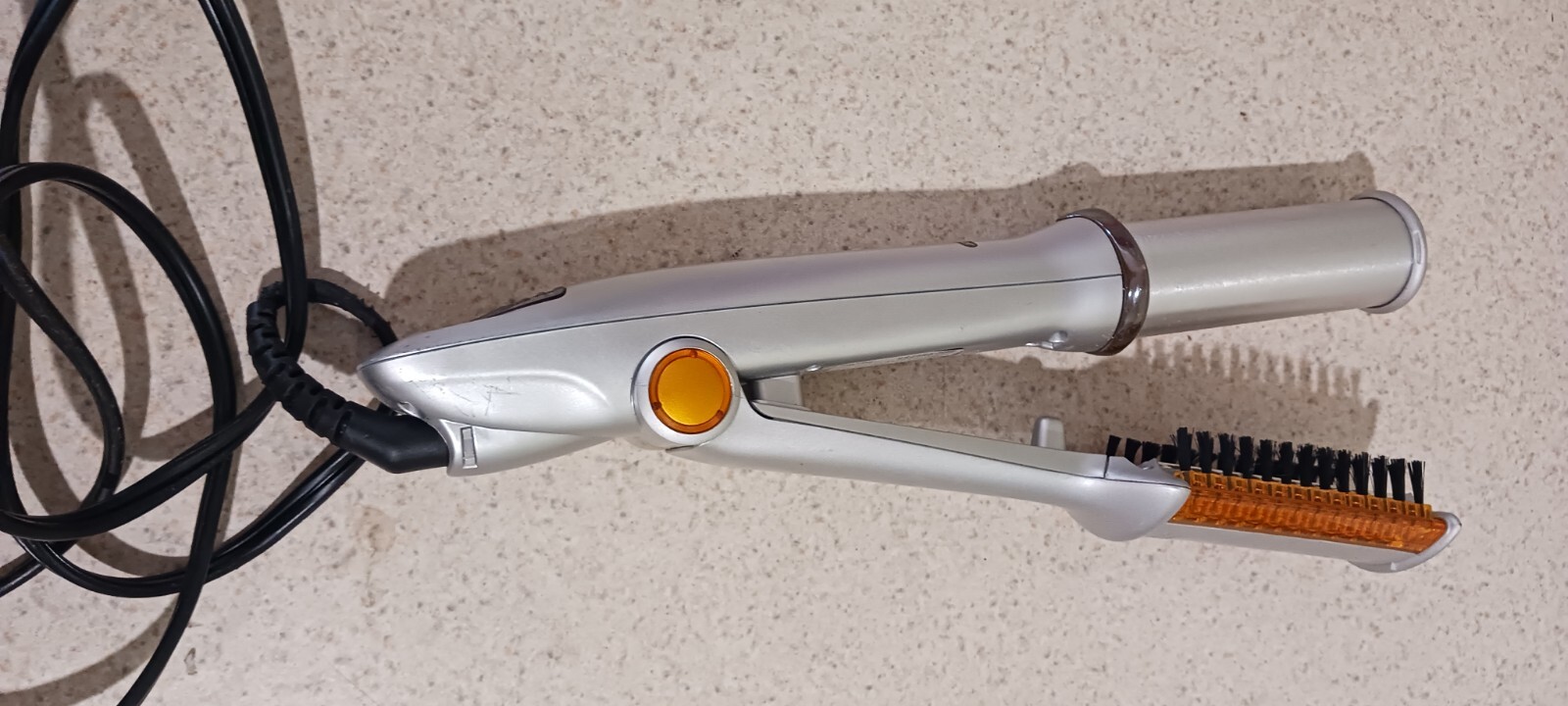 Instyler Rotating Hot Iron Model IS1001 Curler Smoother