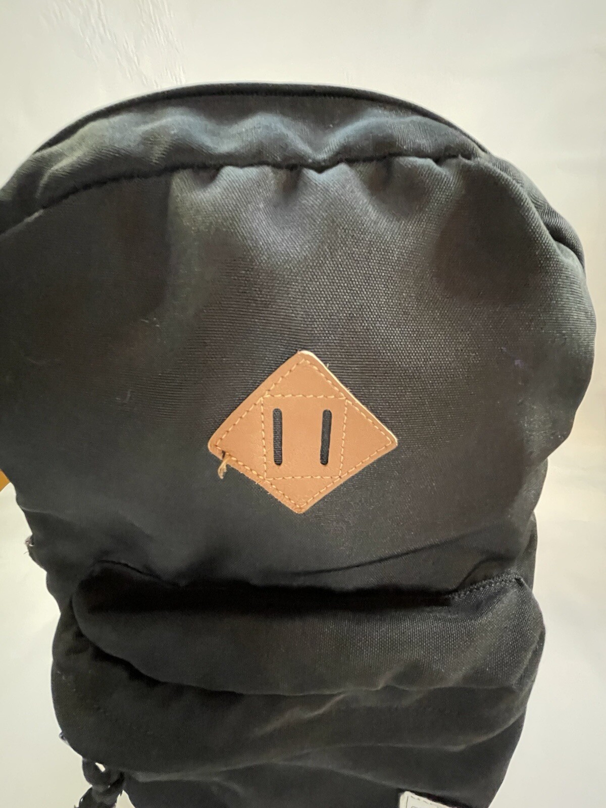 VASCHY Lightweight Backpack for School, Classic B… - image 3