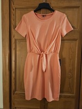 EXPRESS NEW W/TAGS SIZE SMALL DRESS .BEAUTIFUL COLOR RETAILS $70