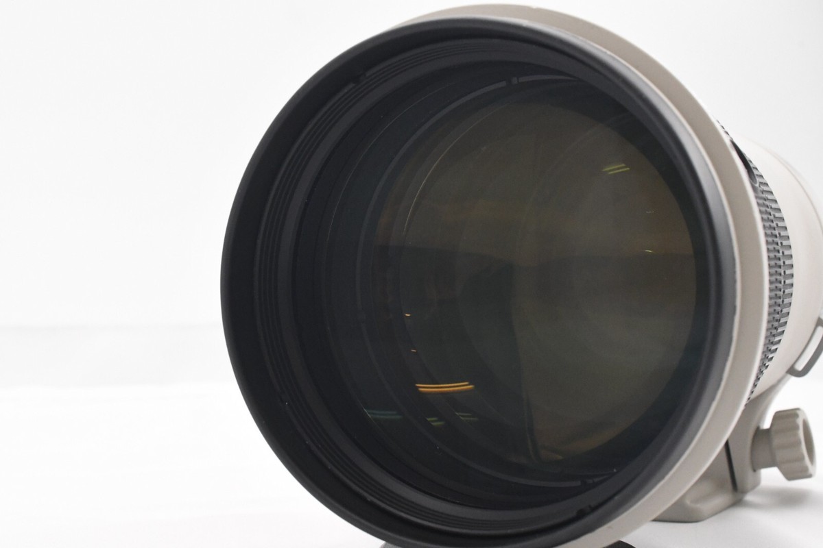 CANON EF 300mm f2.8 L IS USM Telephoto lens from Japan CANON EF 300mm f2.8 L IS USM Telephoto lens from Japan