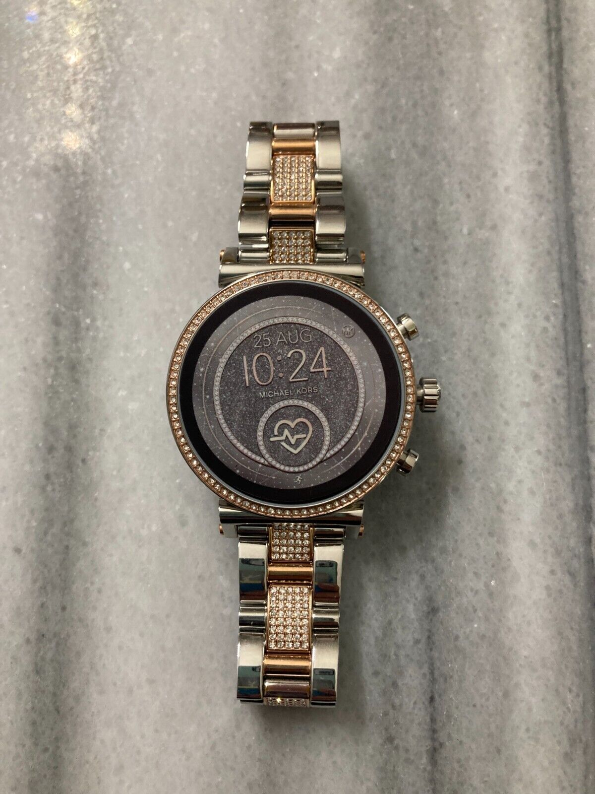 Michael Kors Access GEN 6 BRADSHAW  Smartwatch  silvercoloured   Zalandode