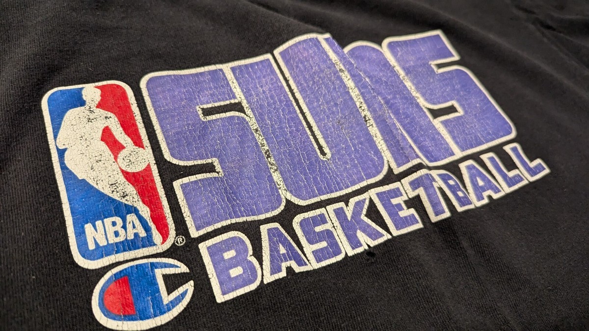 VINTAGE 90s NBA Champion PHOENIX SUNS BASKETBALL NBA BIG PRINT T