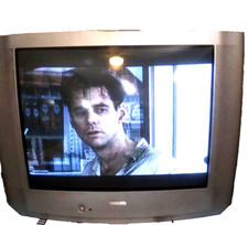 PHILIPS 32" COLOR CRT TV GAMING SERVICED BY ELECTRIC JONES