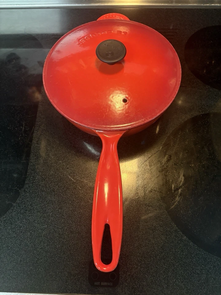 Vintage Le Creuset France # 21 Enameled Cast Iron Saucier 2.25 qt/ Cerise - Red  - Image 2 of 4
