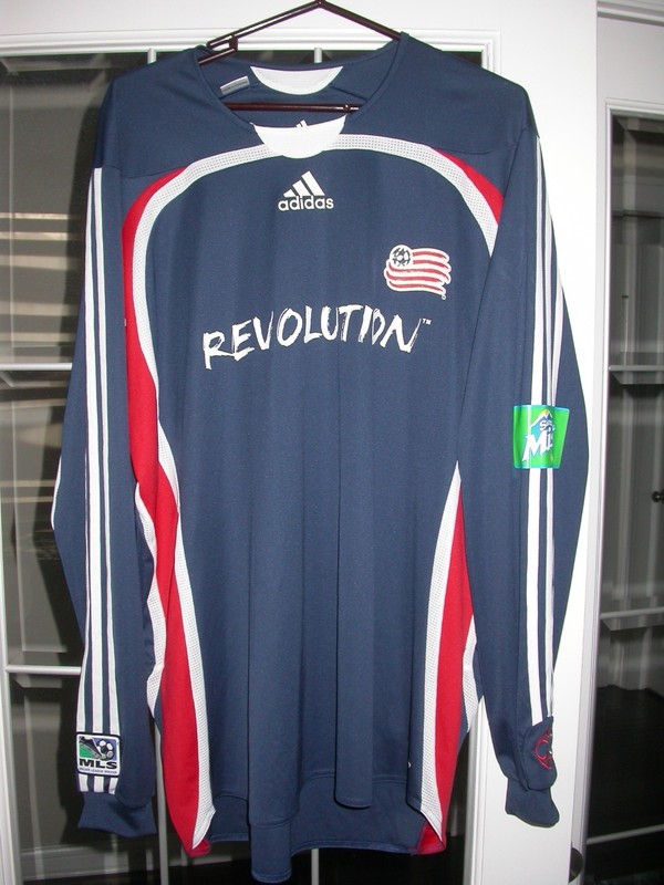 New England Revolution 06 Game/Match Used/Worn MLS Soccer Jersey - Hernandez LOA