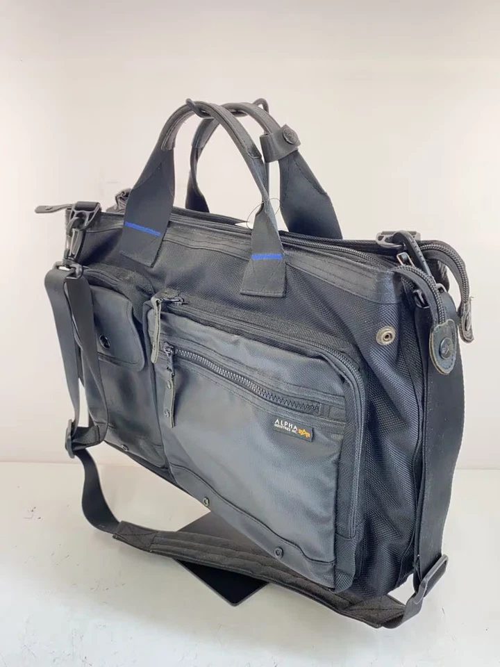 Maletín ALPHA INDUSTRIES, poliéster, negro, color liso Foto 2 de 4