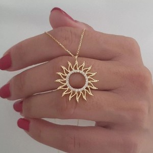 Authentic Women's Stunning Sun Pendant 1Ct Round Simulated Diamond 14k Yellow Gold Plated