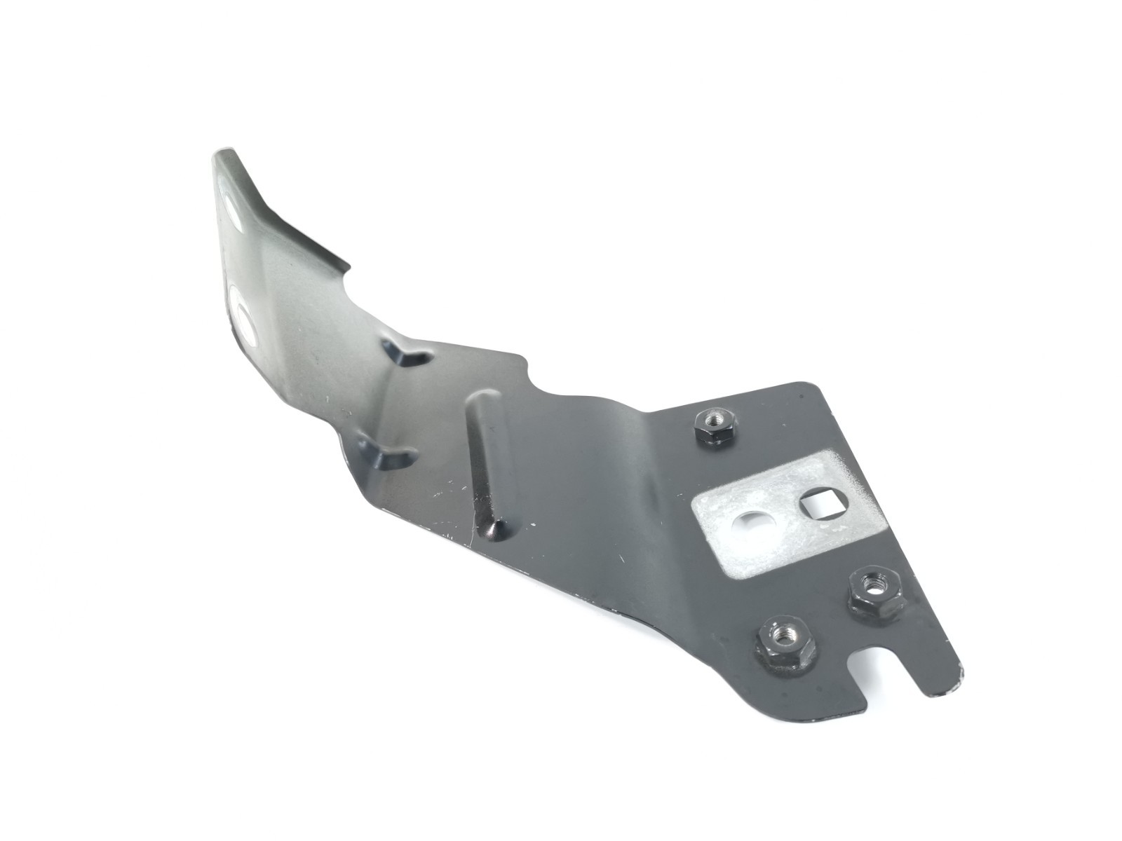 Maserati Ghibli 3.0 2015  Front Right Side Wing Fender Mount Bracket OEM