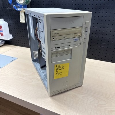 Vintage ATX Desktop PC   Celeron 466 MHz, 2 ISA Slots   Dual Drives   Windows XP