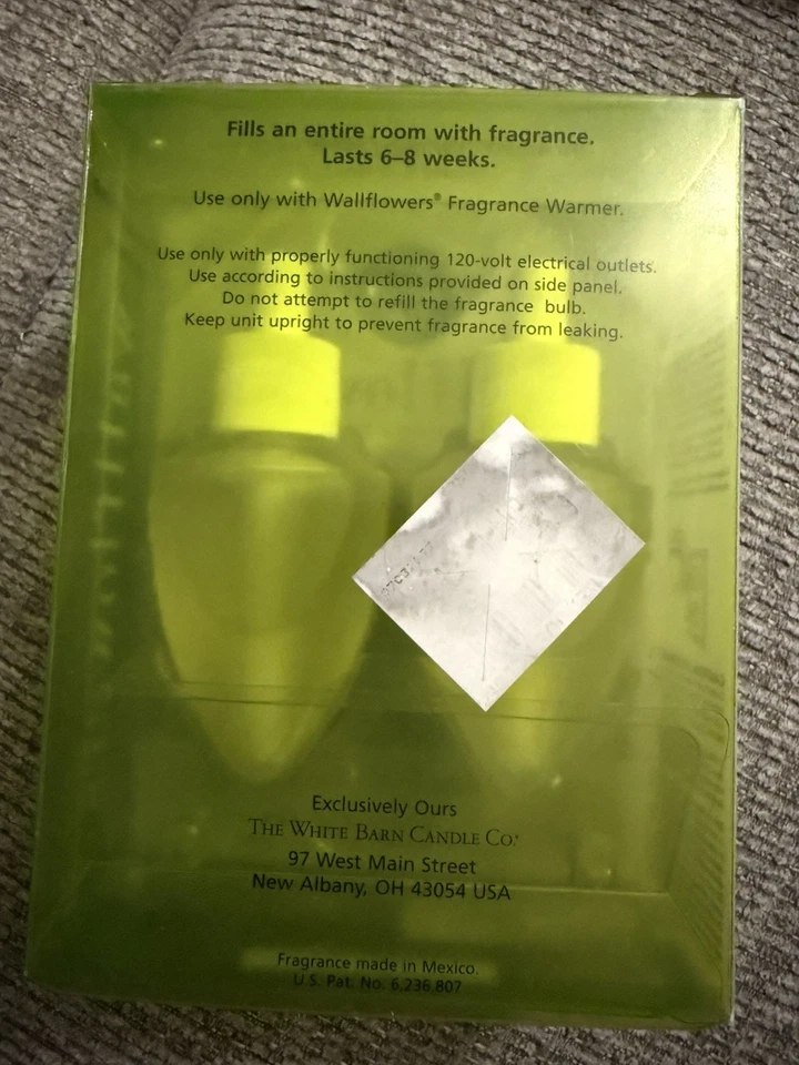 NEW / DiscoBath & Body Works COCONUT LIME VERBENA Wallflower Refill 2 Bulb .8oz - Image 2 of 3