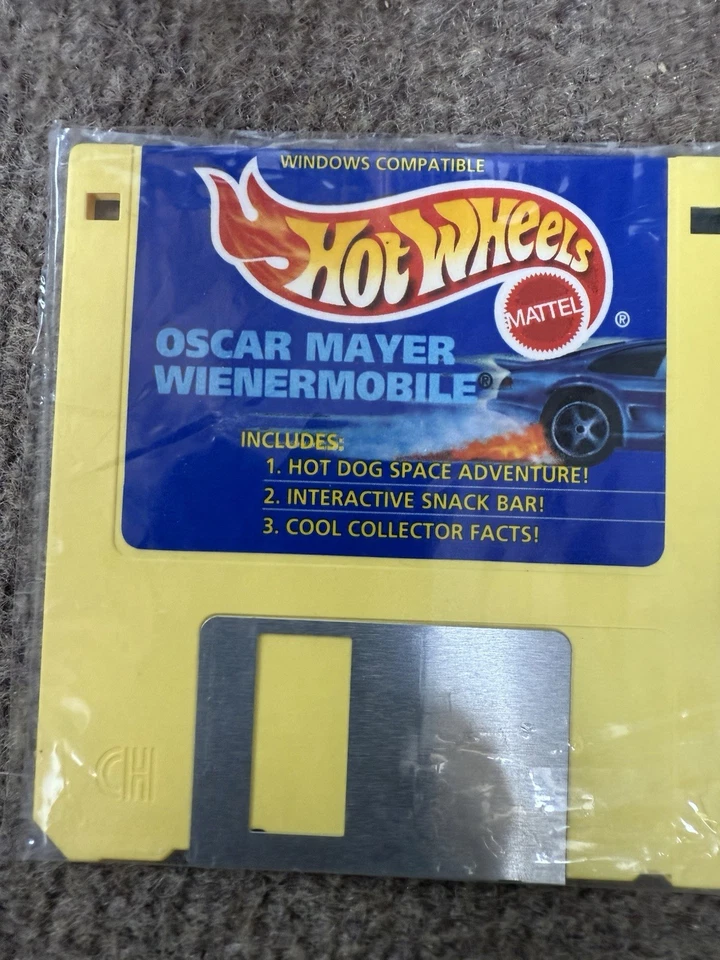 "Disquete de colección Hot Wheels 3,5"" 1995 coleccionistas Wienermobile pistón eléctrico" Foto 2 de 4