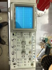 Tektronix 2216 Oscilloscope 60Mhz 4 Channel