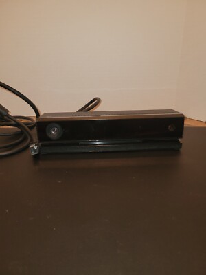 Microsoft 1520 Kinect Sensor - Black One Tiny Crack But Not In Way Of The Camera