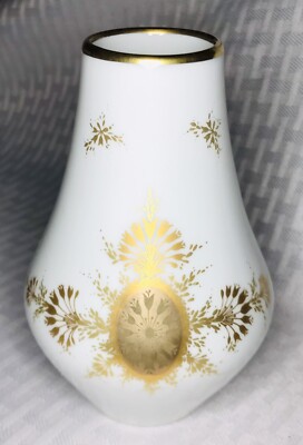 Ht. 5.5 in MCM 1940 s PMR Bavaria Jaeger & Co Porcelain Vase Gold Trim Germany