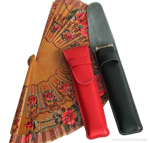 Funda de abanico en piel de Ubrique. Estuche de cuero para proteger tu abanico. - Imagen 3 de 4