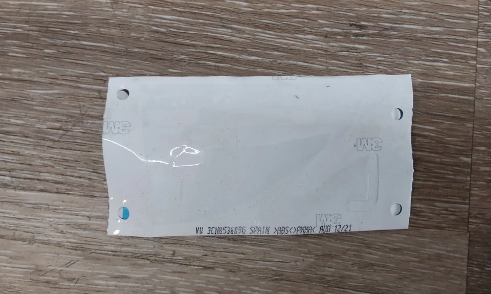 2018-2022 VW Volkswagen Atlas Atlas Fender Nameplate LEFT 3CN-853-688 OEM - Image 2 of 4