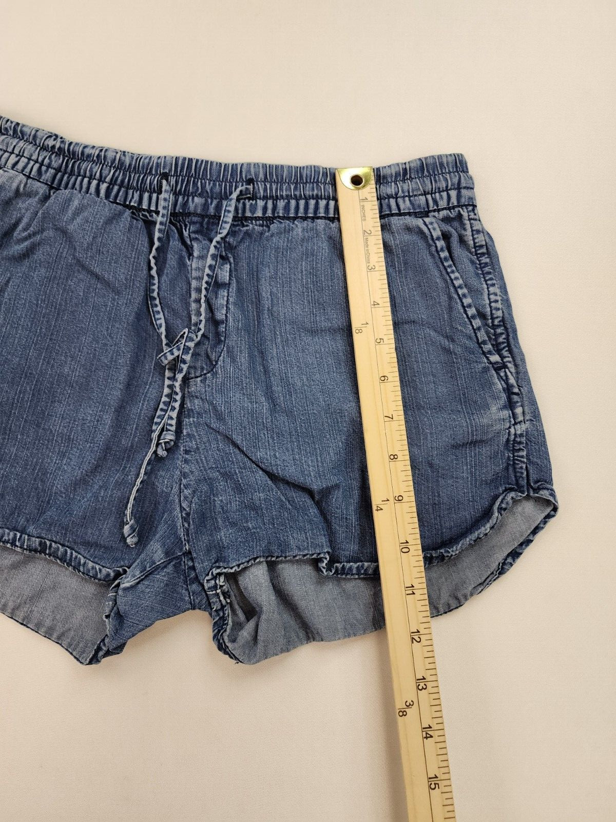 GAP 1969 chambray Blue Pullon Drawstring Shorts S… - image 2