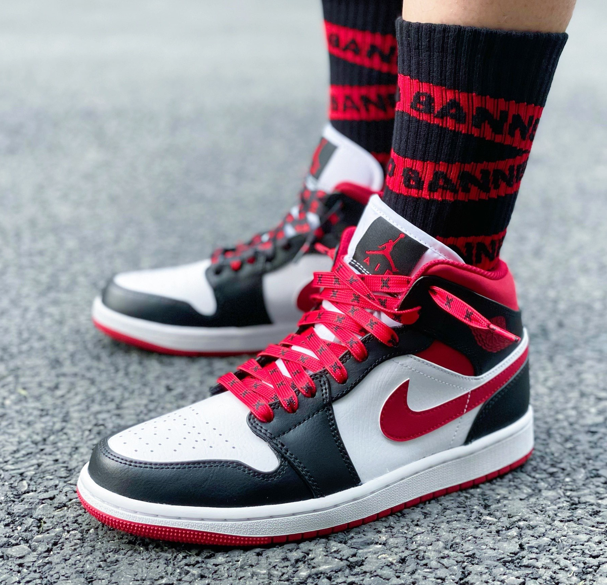 良品 ✨️ Air Jordan 1 Mid Black Gym Red 23 Jordan 1 Mid 'Black Gym Red' - Air Jordan - 554724 122
