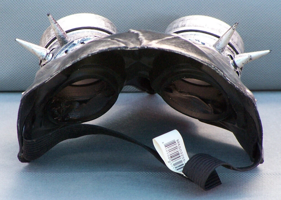 Steampunk Masqarae Industrial Half Mask With Beak - Image 3 of 4