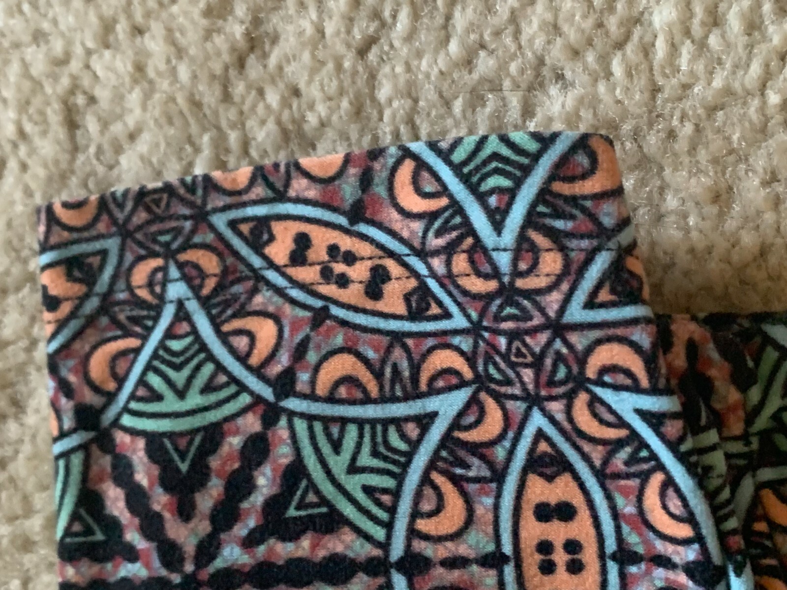 ALTRA LULAROE ONE SIZE OS LEGGINGS MULTICOLOR KALEIDOSCOPE PEACH MINT GREEN LIGHT BLUE